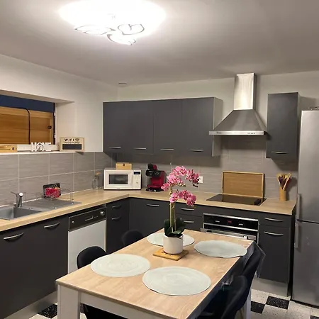 Detente Chez Suzanne Holiday home Tilloy-Floriville